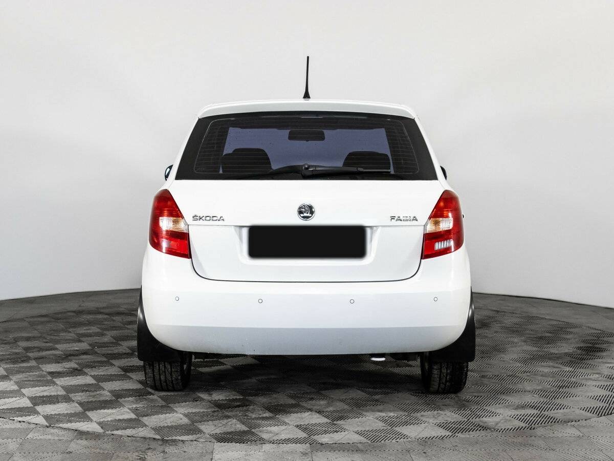 Купить Skoda Fabia с пробегом. Фото: #4