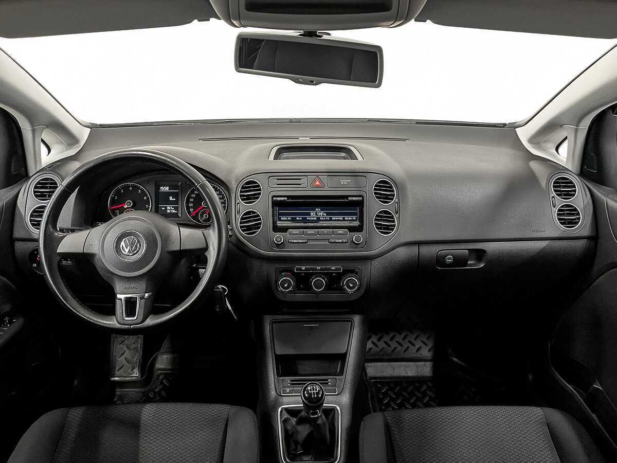 Купить Volkswagen Golf Plus с пробегом. Фото: #13