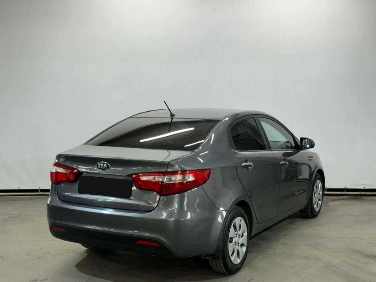 Купить Kia Rio с пробегом. Фото: #4