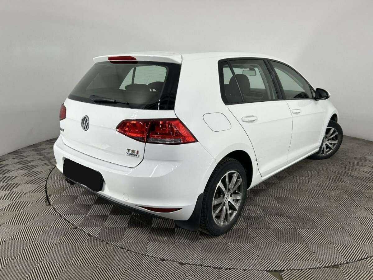 Купить Volkswagen Golf с пробегом. Фото: #5