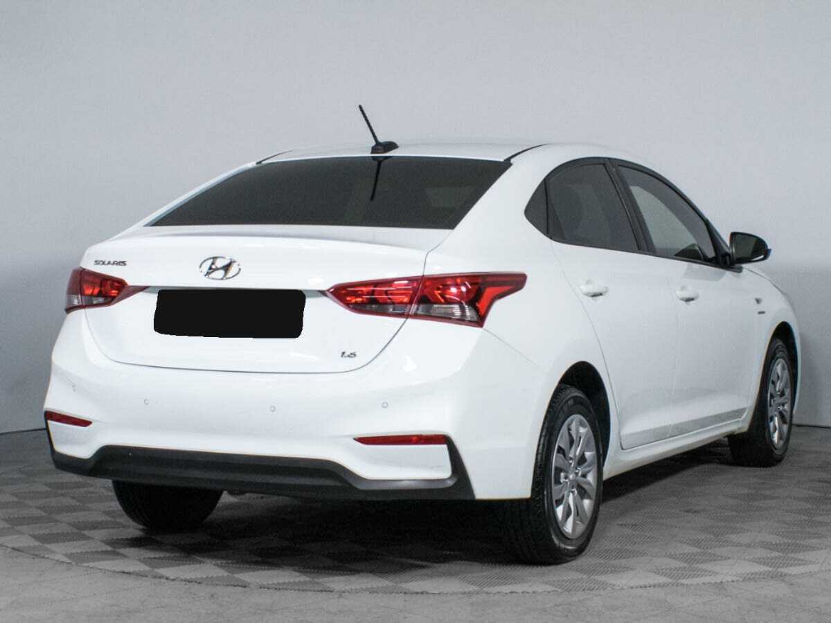 Купить Hyundai Solaris с пробегом. Фото: #4