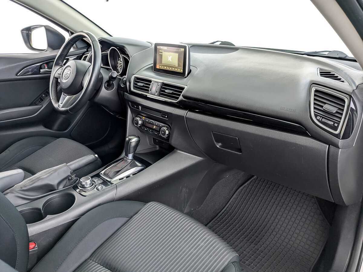 Купить Mazda 3 с пробегом. Фото: #10