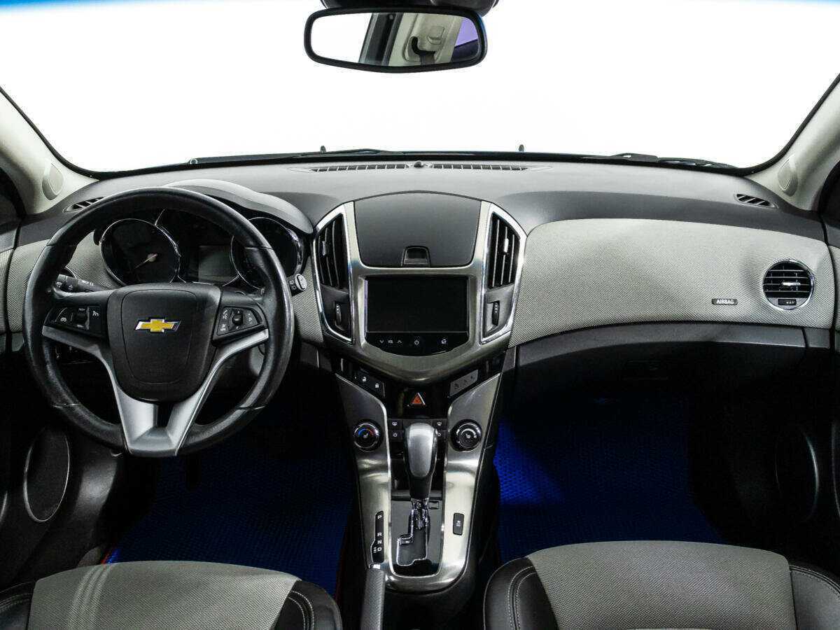 Купить Chevrolet Cruze с пробегом. Фото: #12