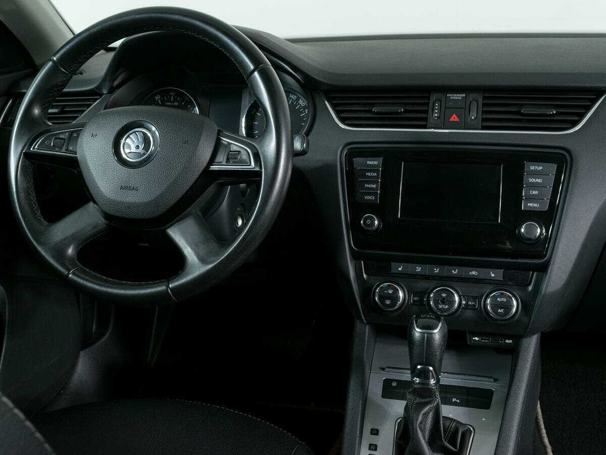 Купить Skoda Octavia с пробегом. Фото: #10