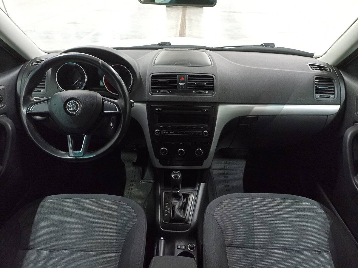Купить Skoda Yeti с пробегом. Фото: #13