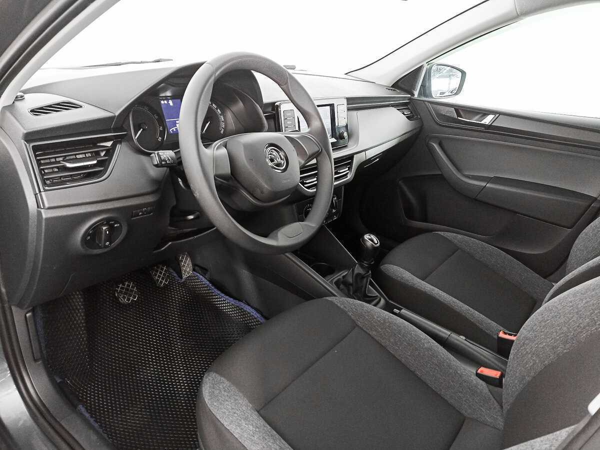 Купить Skoda Rapid с пробегом. Фото: #11