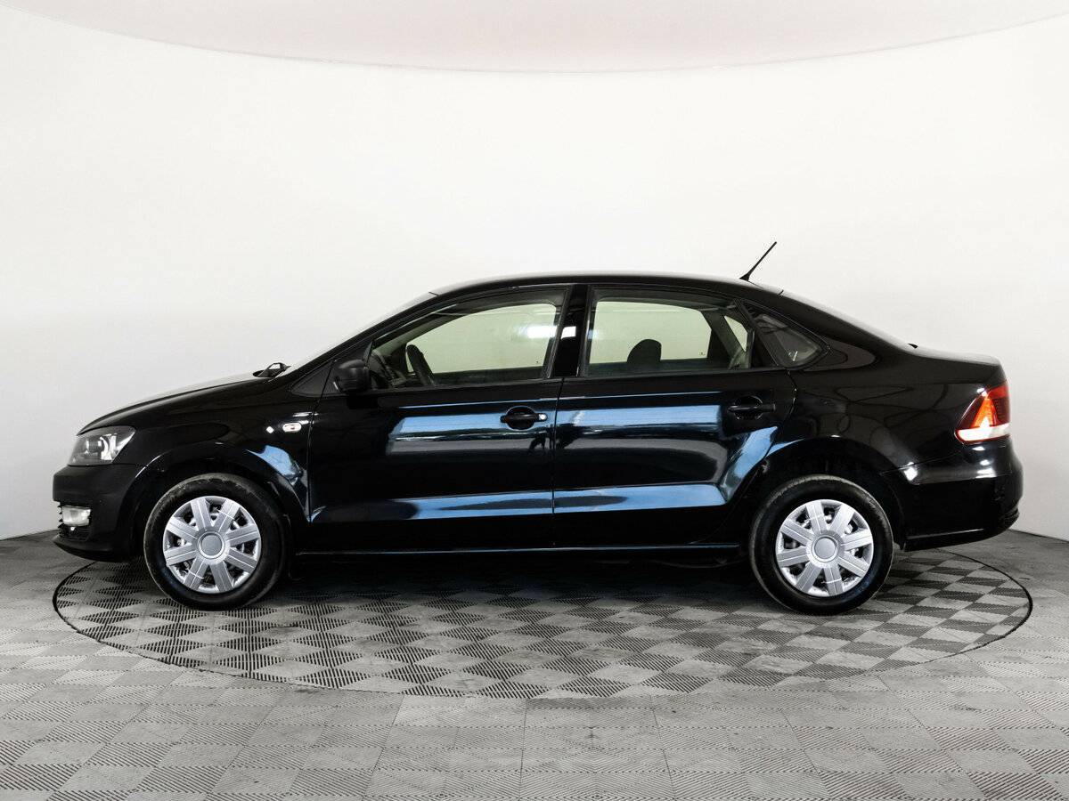 Купить Volkswagen Polo с пробегом. Фото: #7