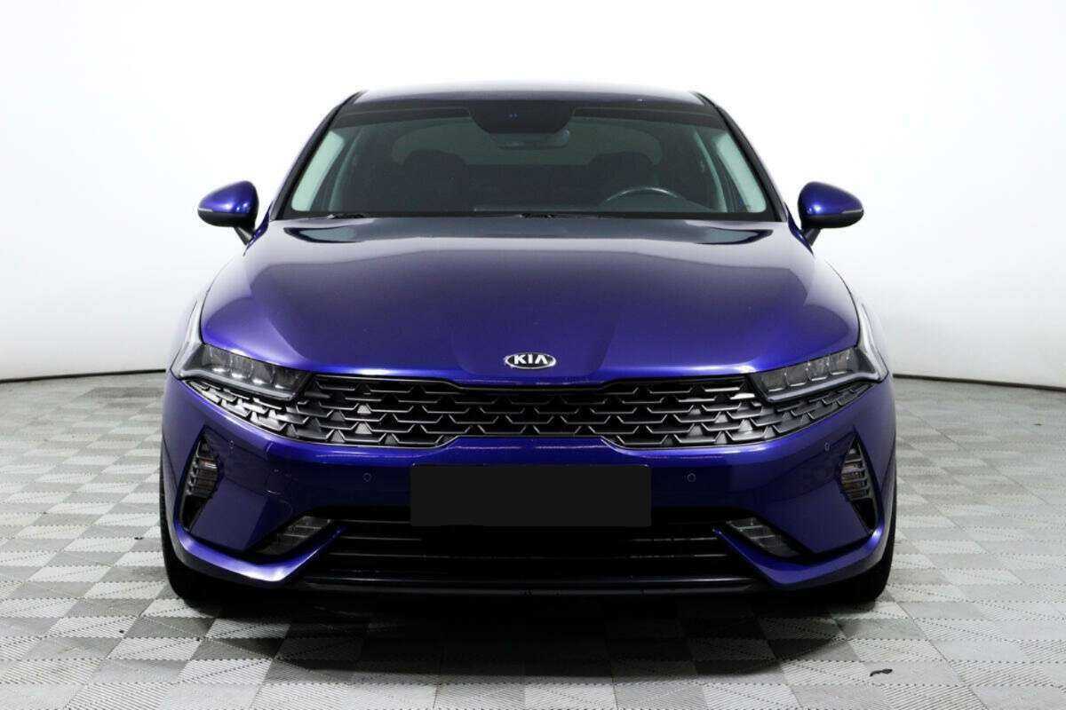 Купить Kia K5 с пробегом. Фото: #1
