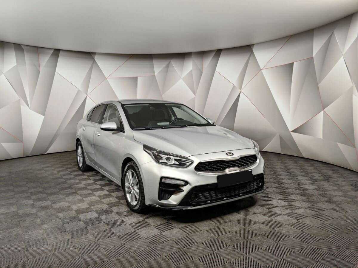 Купить Kia Cerato с пробегом. Фото: #2