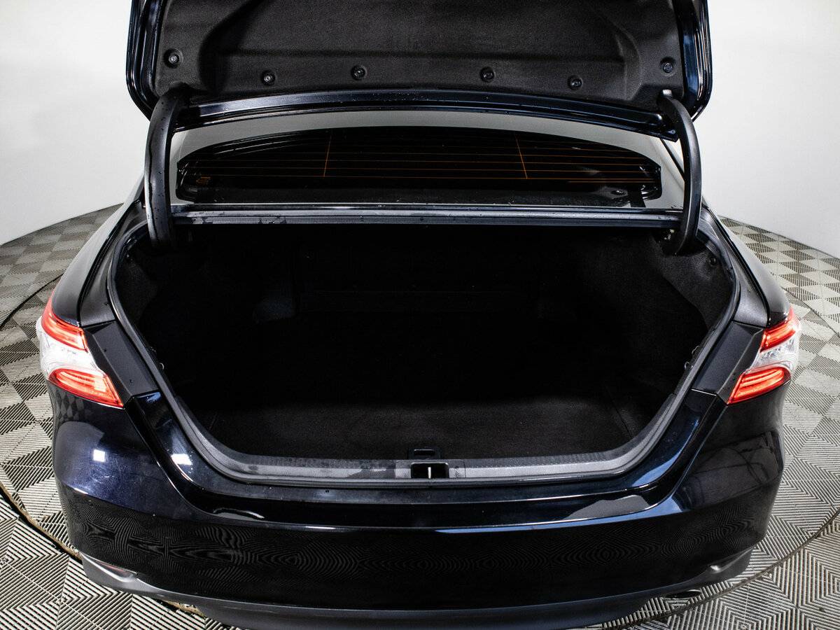 Купить Toyota Camry с пробегом. Фото: #5