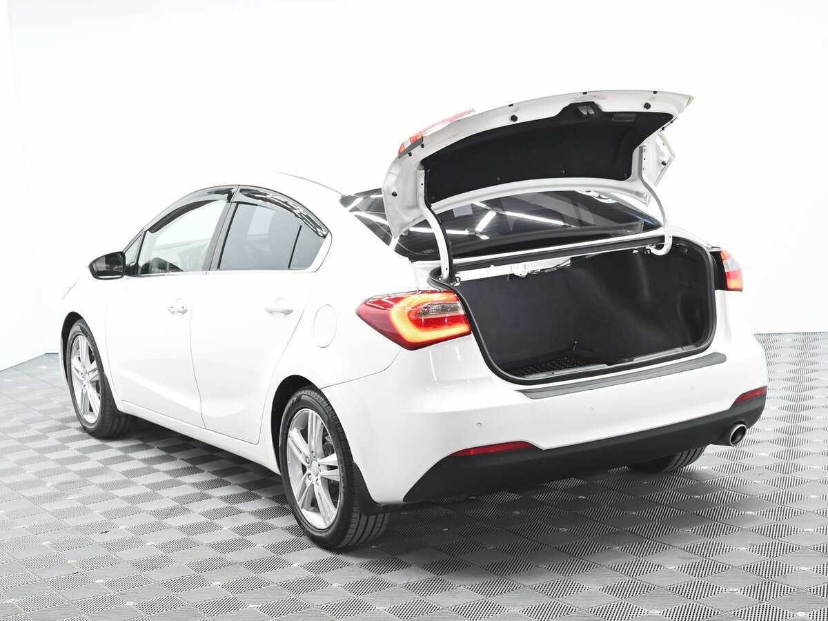 Купить Kia Cerato с пробегом. Фото: #4