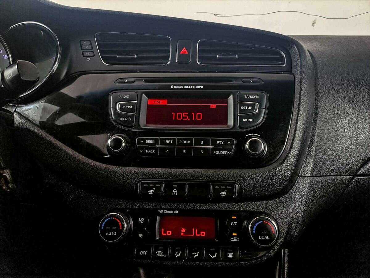 Купить Kia Ceed с пробегом. Фото: #8