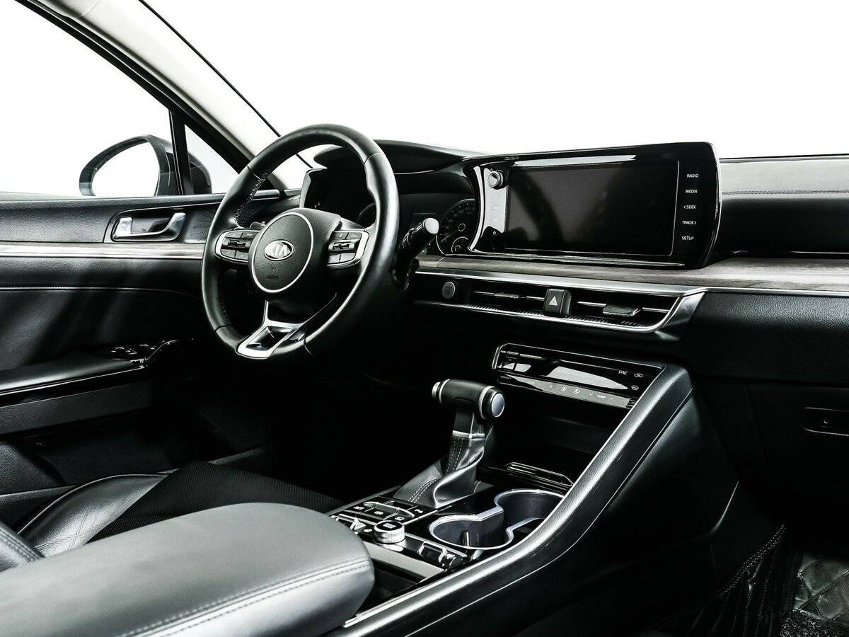 Купить Kia K5 с пробегом. Фото: #8