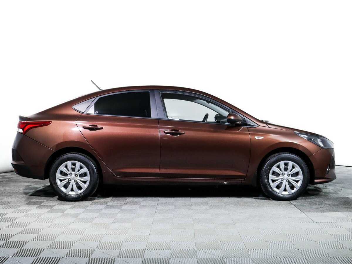 Купить Hyundai Solaris с пробегом. Фото: #3