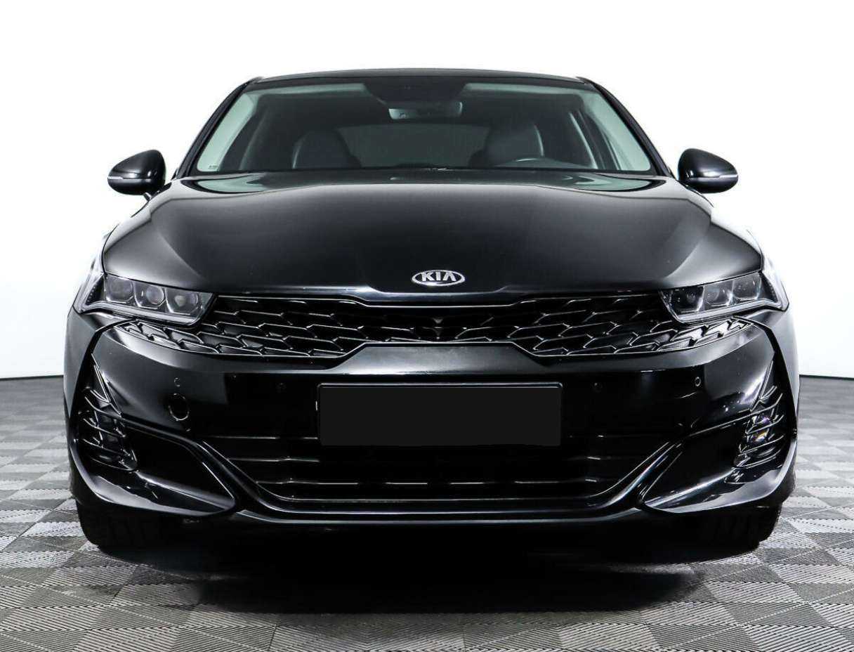 Купить Kia K5 с пробегом. Фото: #1