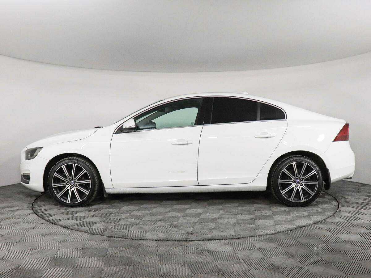 Купить Volvo S60 с пробегом. Фото: #6