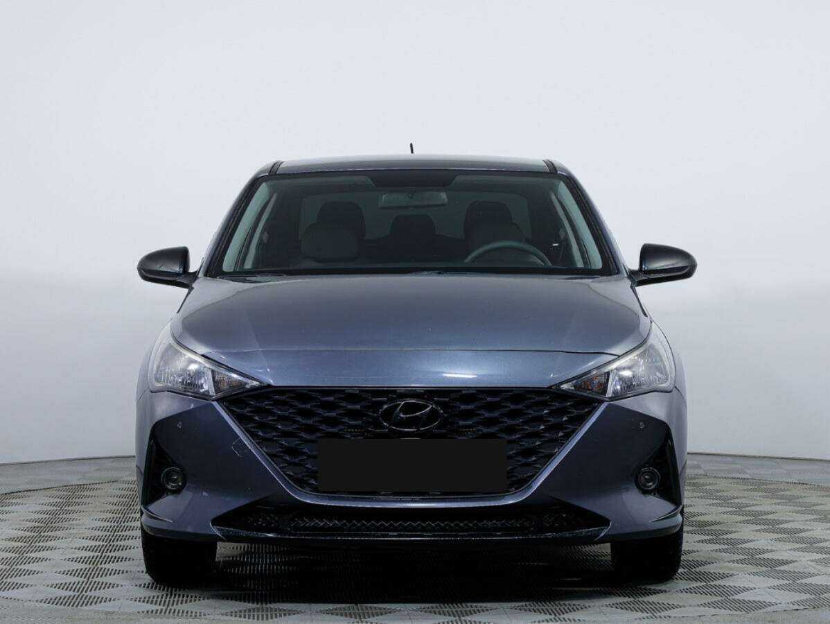 Купить Hyundai Solaris с пробегом. Посмотреть фото