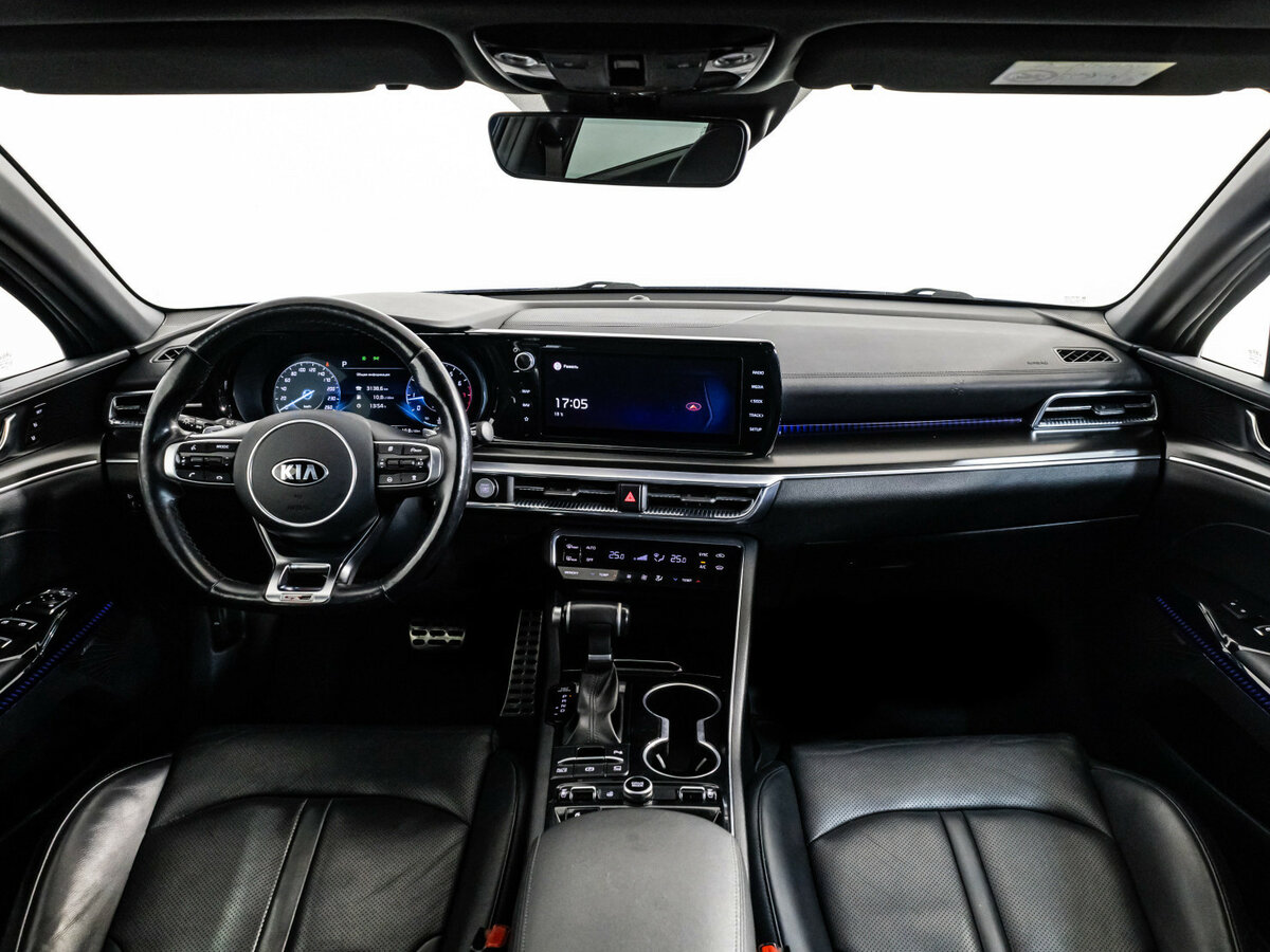 Купить Kia K5 с пробегом. Фото: #9