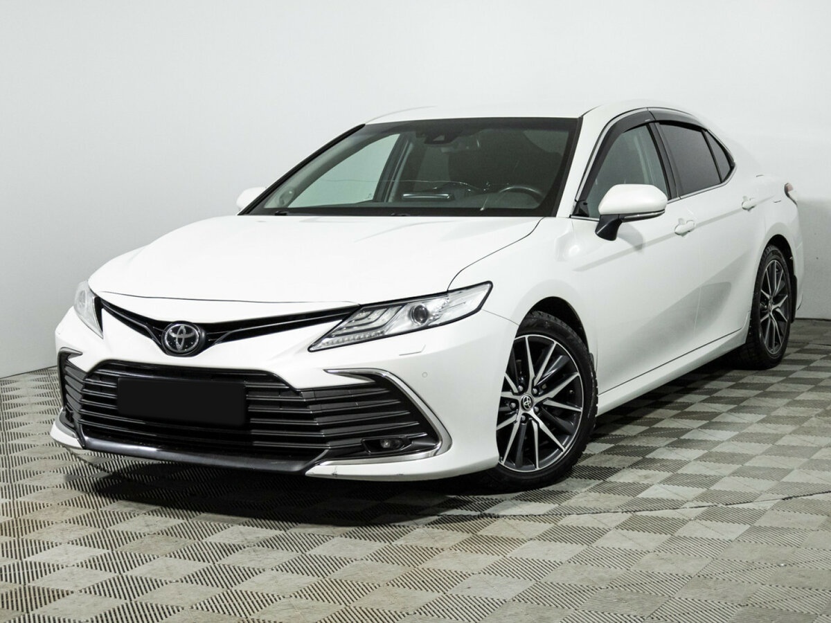 Купить Toyota Camry с пробегом. Посмотреть фото