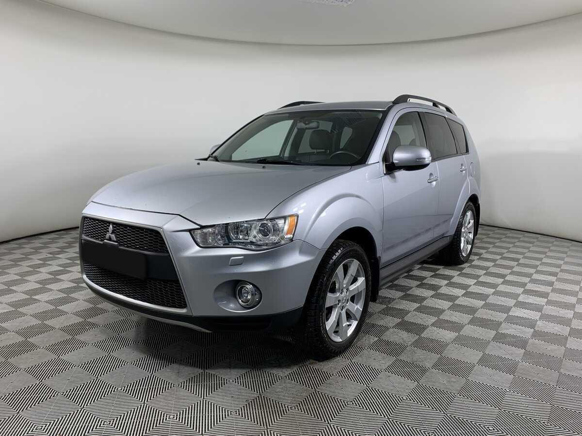 Купить Mitsubishi Outlander с пробегом. Посмотреть фото