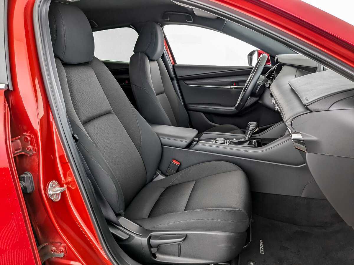 Купить Mazda 3 с пробегом. Фото: #17