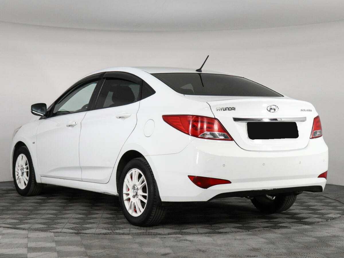 Купить Hyundai Solaris с пробегом. Фото: #6