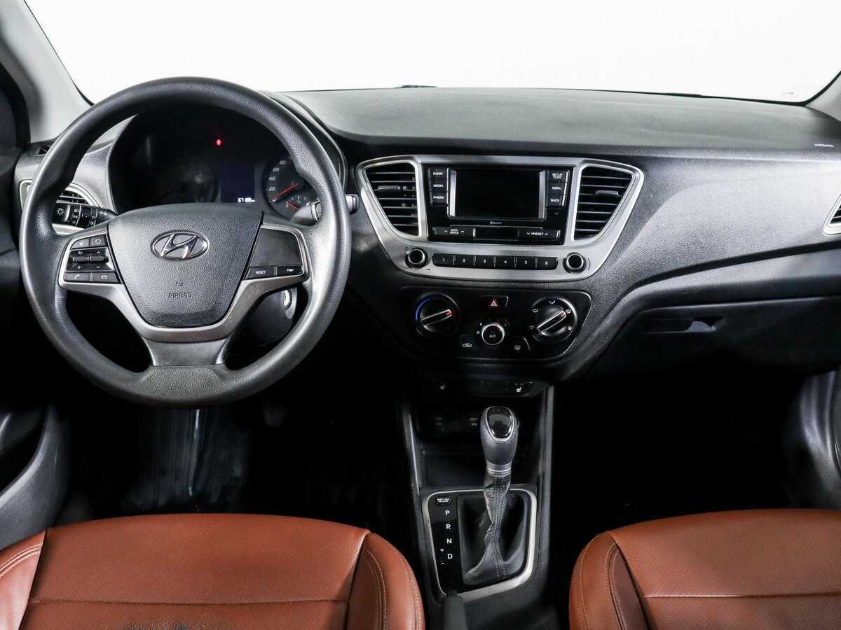 Купить Hyundai Solaris с пробегом. Фото: #11