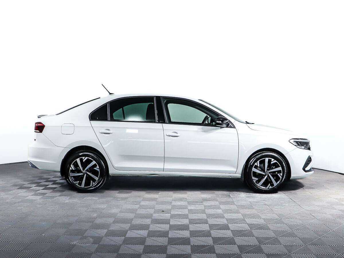 Купить Volkswagen Polo с пробегом. Фото: #2