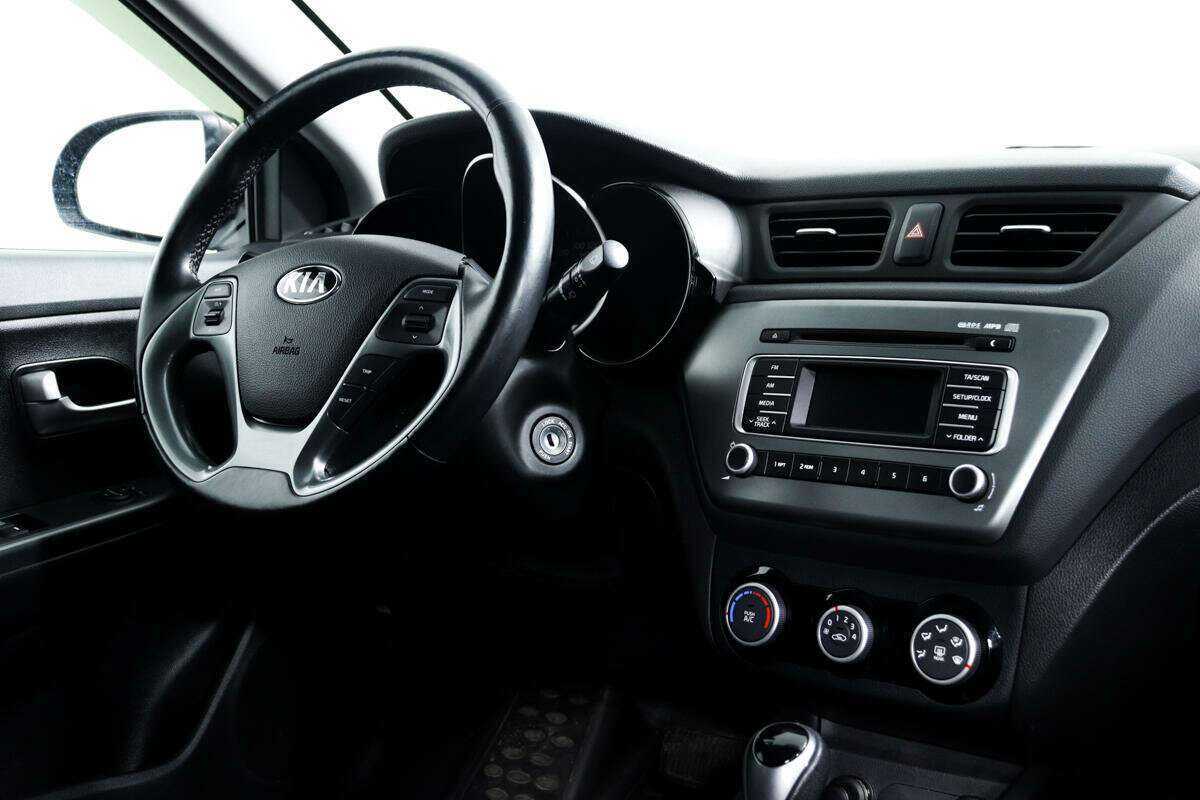 Купить Kia Rio с пробегом. Фото: #8
