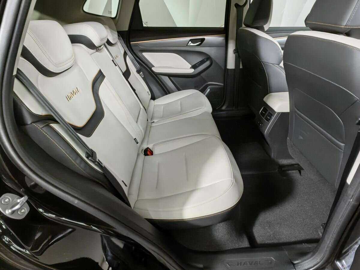 Купить Haval Jolion с пробегом. Фото: #11