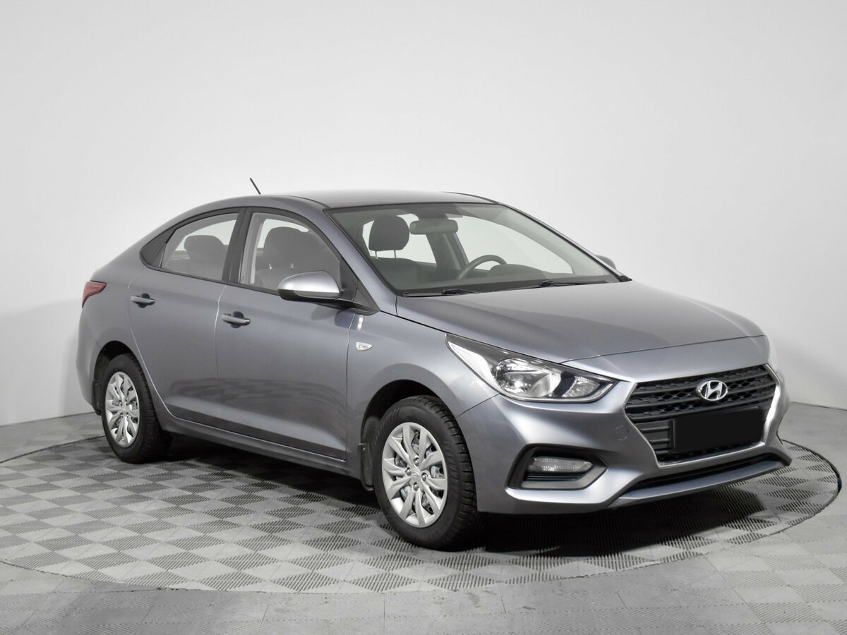 Купить Hyundai Solaris с пробегом. Фото: #2
