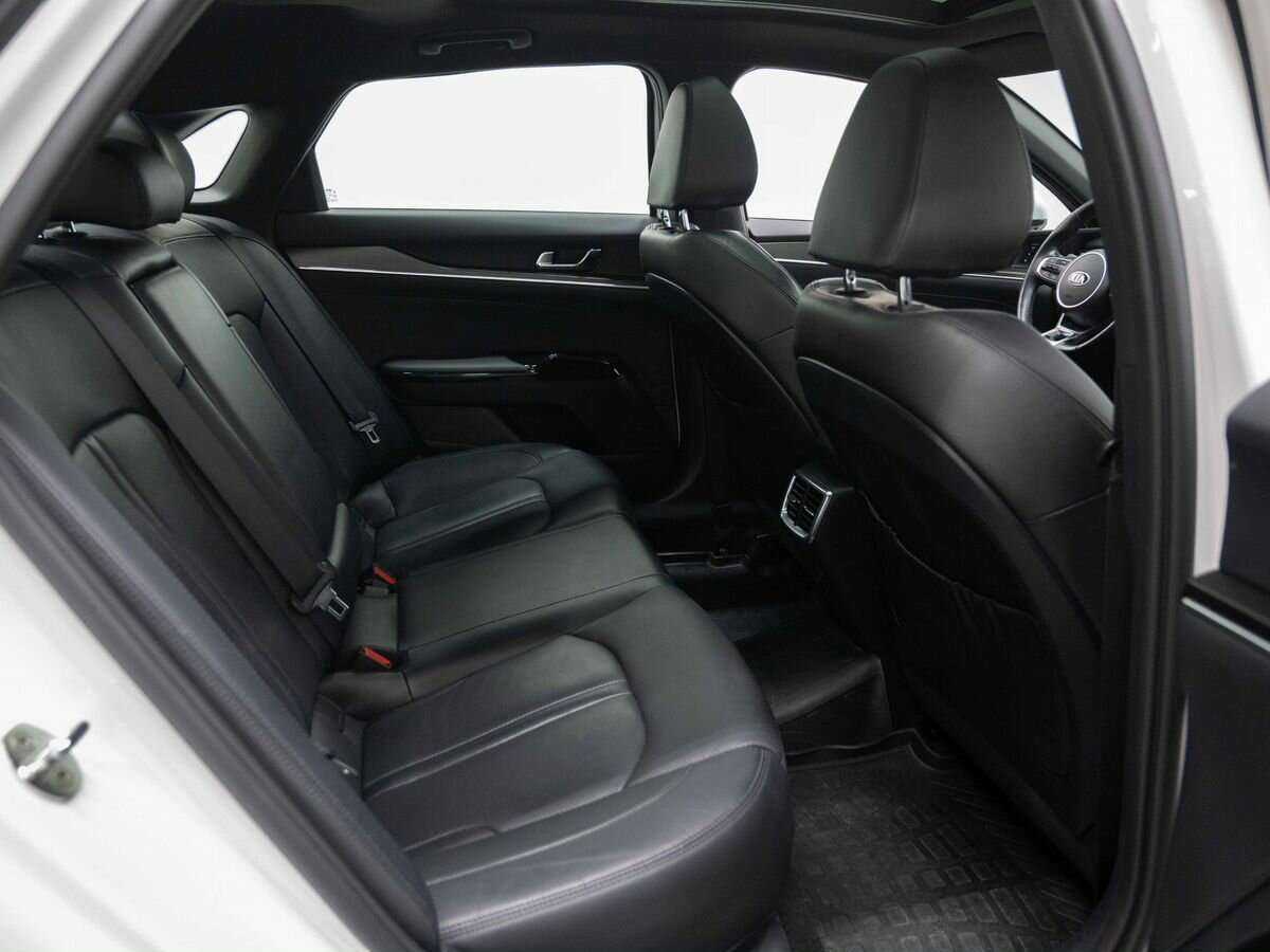 Купить Kia K5 с пробегом. Фото: #9