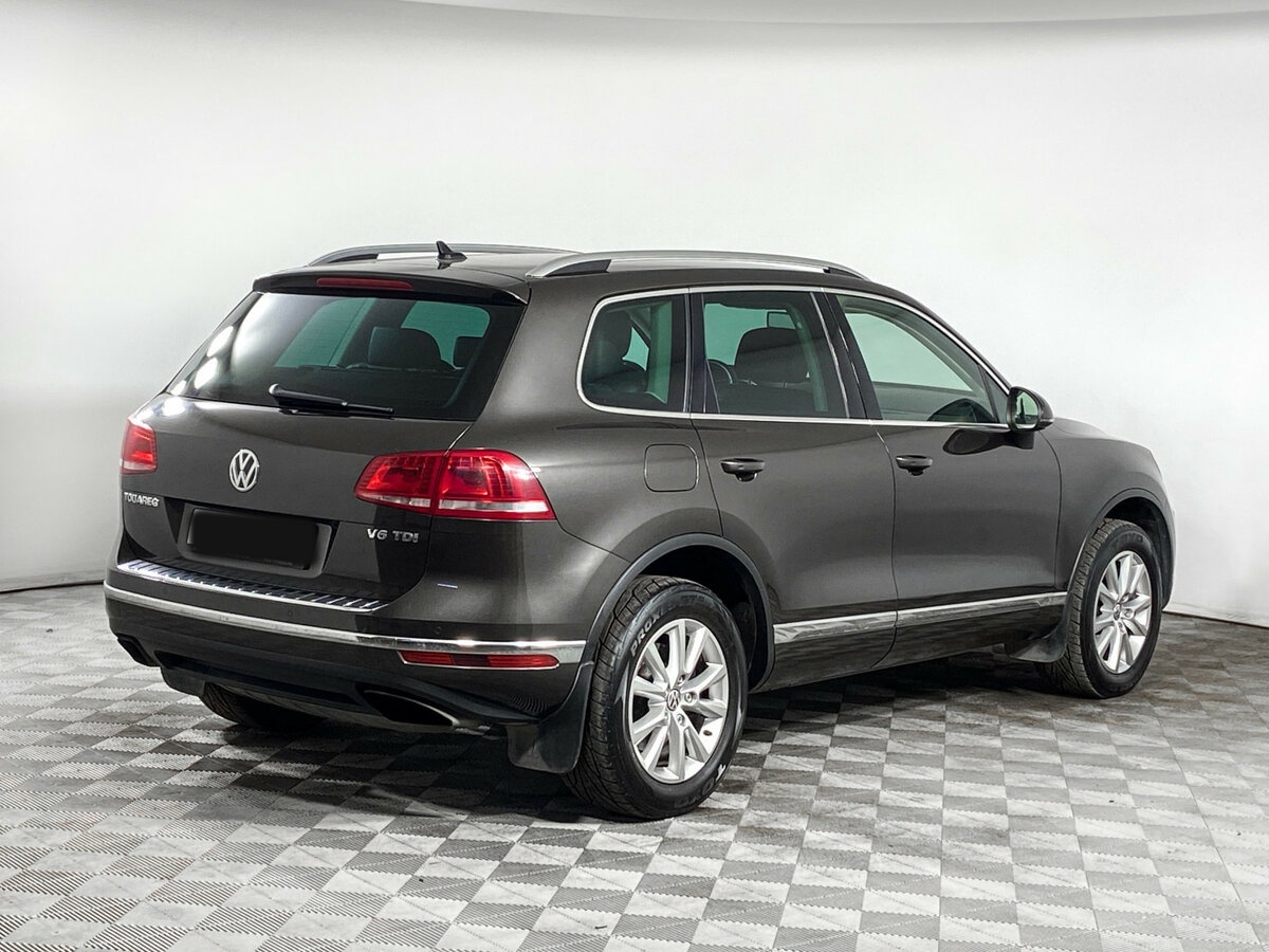 Купить Volkswagen Touareg с пробегом. Фото: #3