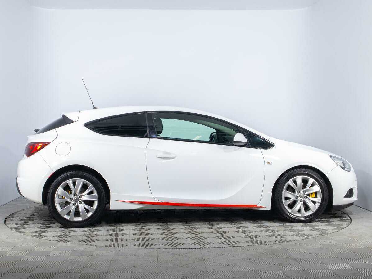 Купить Opel Astra с пробегом. Фото: #3