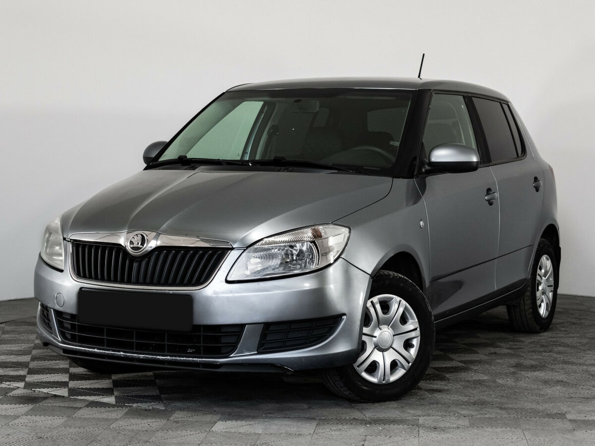 Купить Skoda Fabia с пробегом. Посмотреть фото