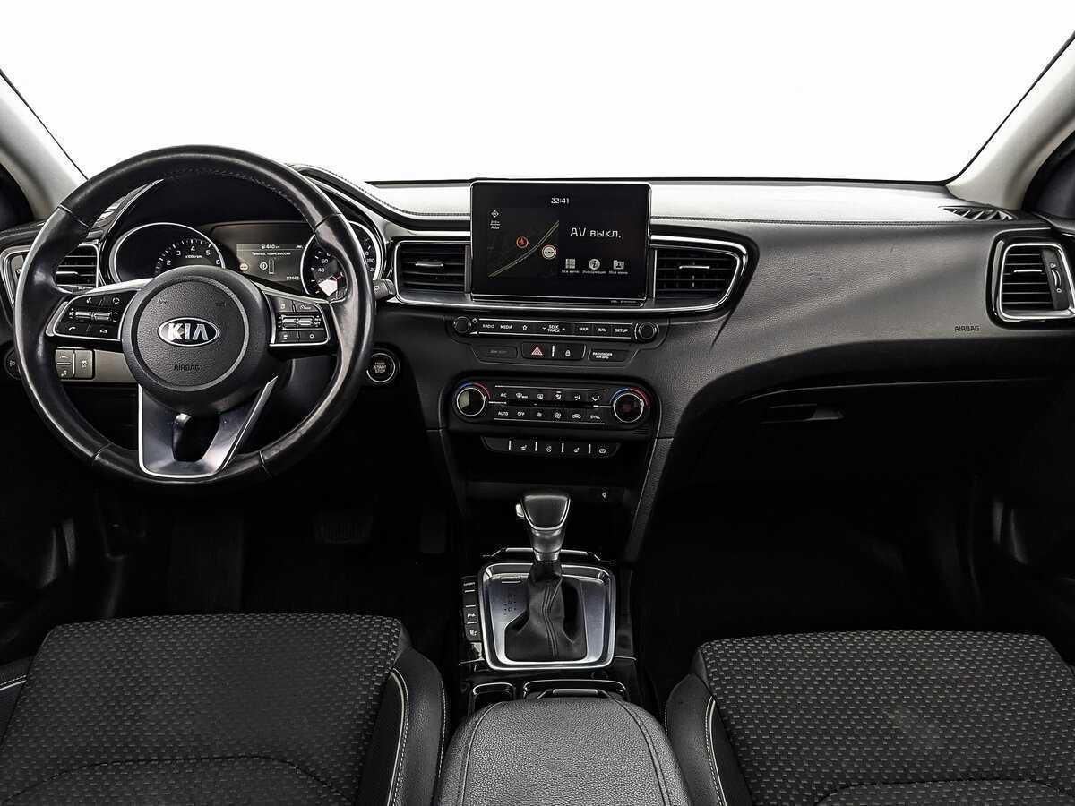 Купить Kia Ceed с пробегом. Фото: #13