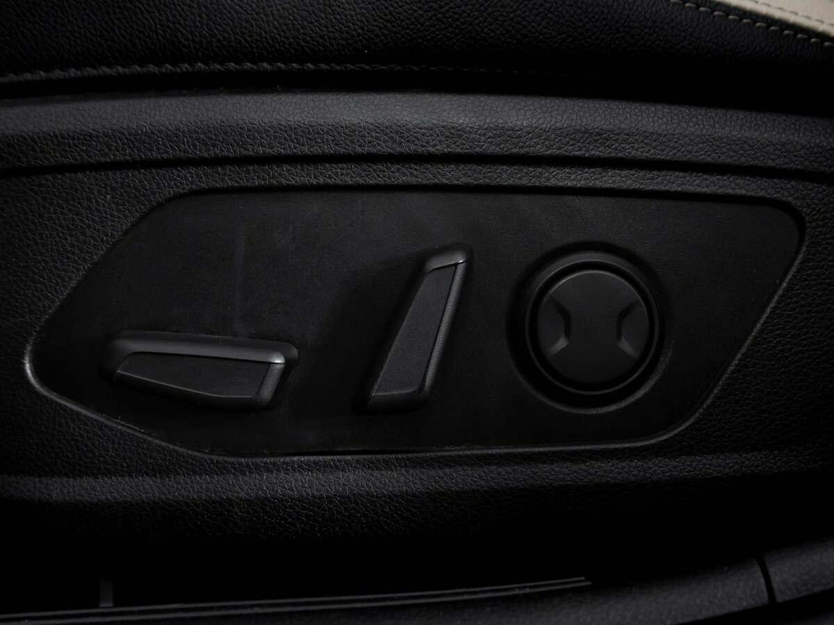 Купить Kia K5 с пробегом. Фото: #25