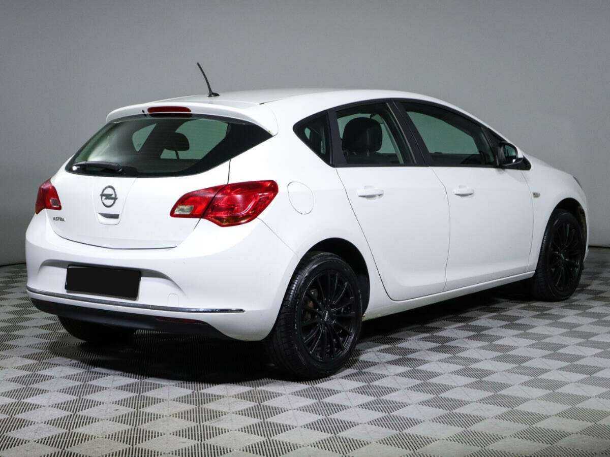 Купить Opel Astra с пробегом. Фото: #3