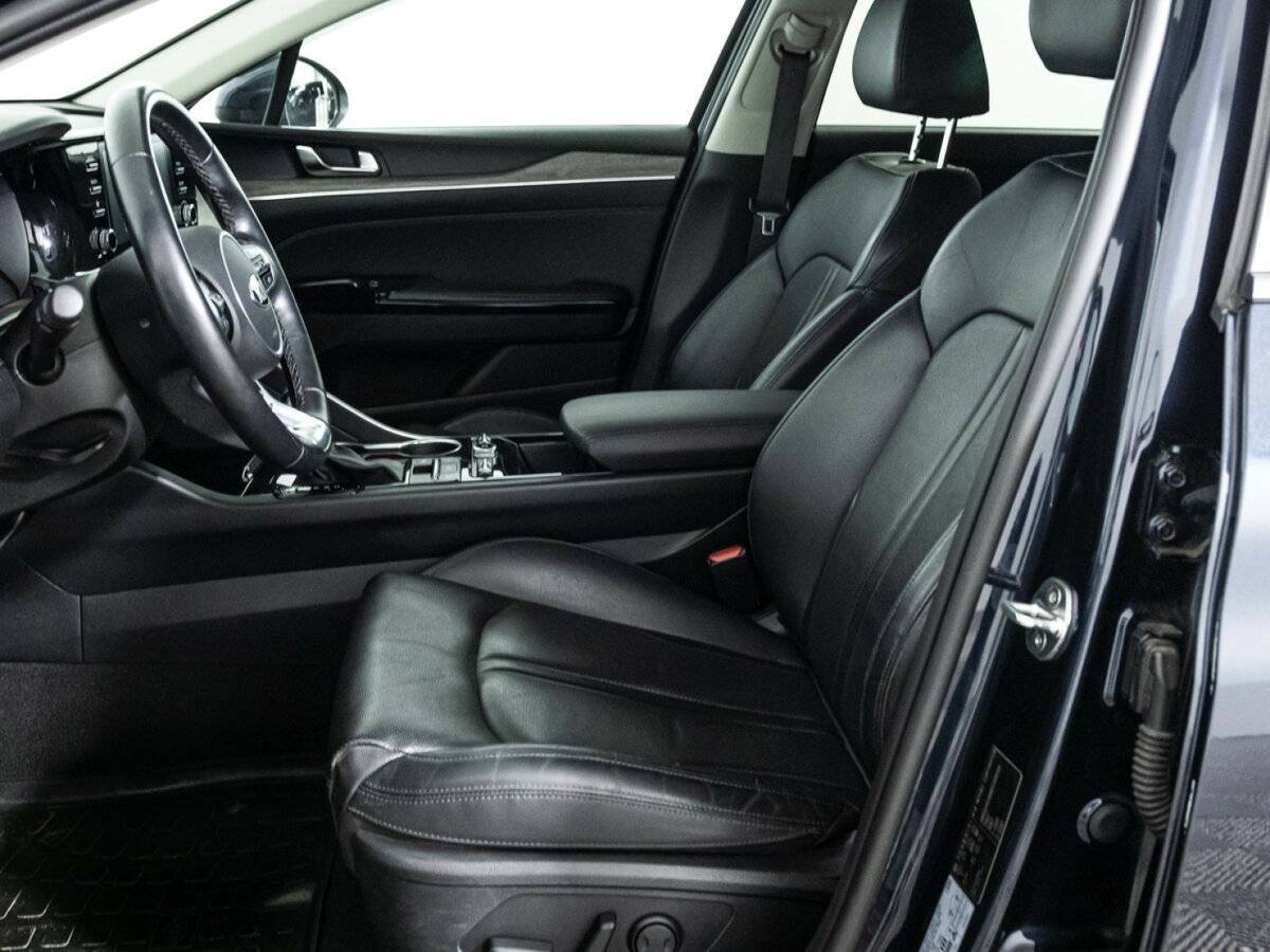 Купить Kia K5 с пробегом. Фото: #16