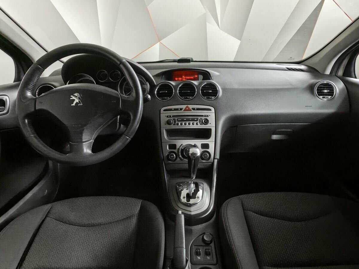 Купить Peugeot 408 с пробегом. Фото: #9