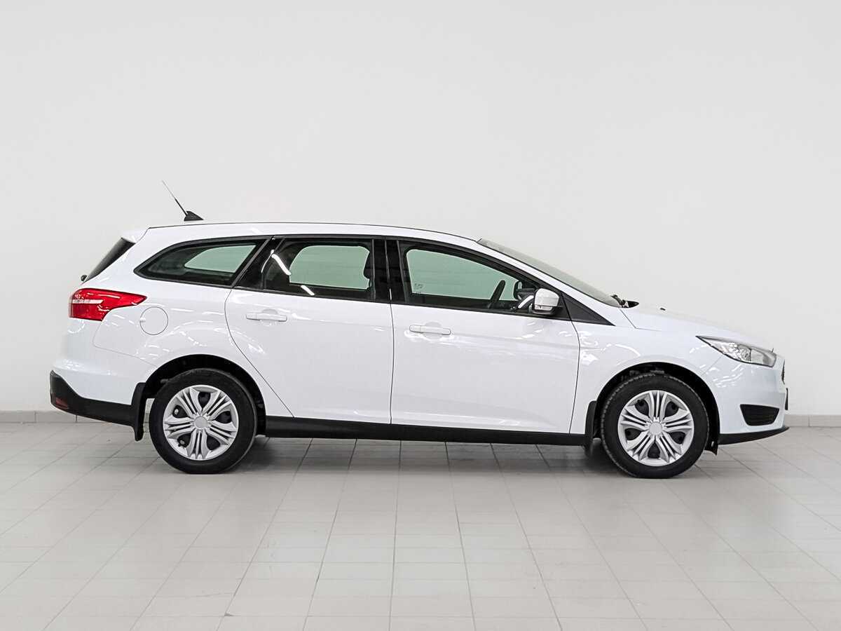 Купить Ford Focus с пробегом. Фото: #3