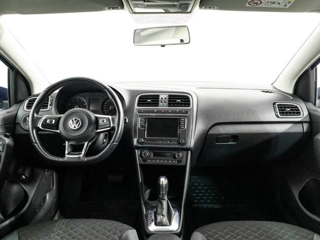 Купить Volkswagen Polo с пробегом. Фото: #12