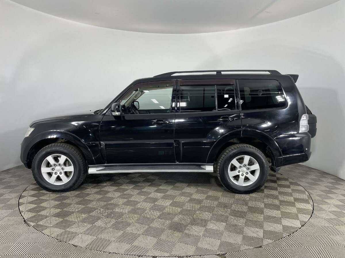 Купить Mitsubishi Pajero с пробегом. Фото: #4