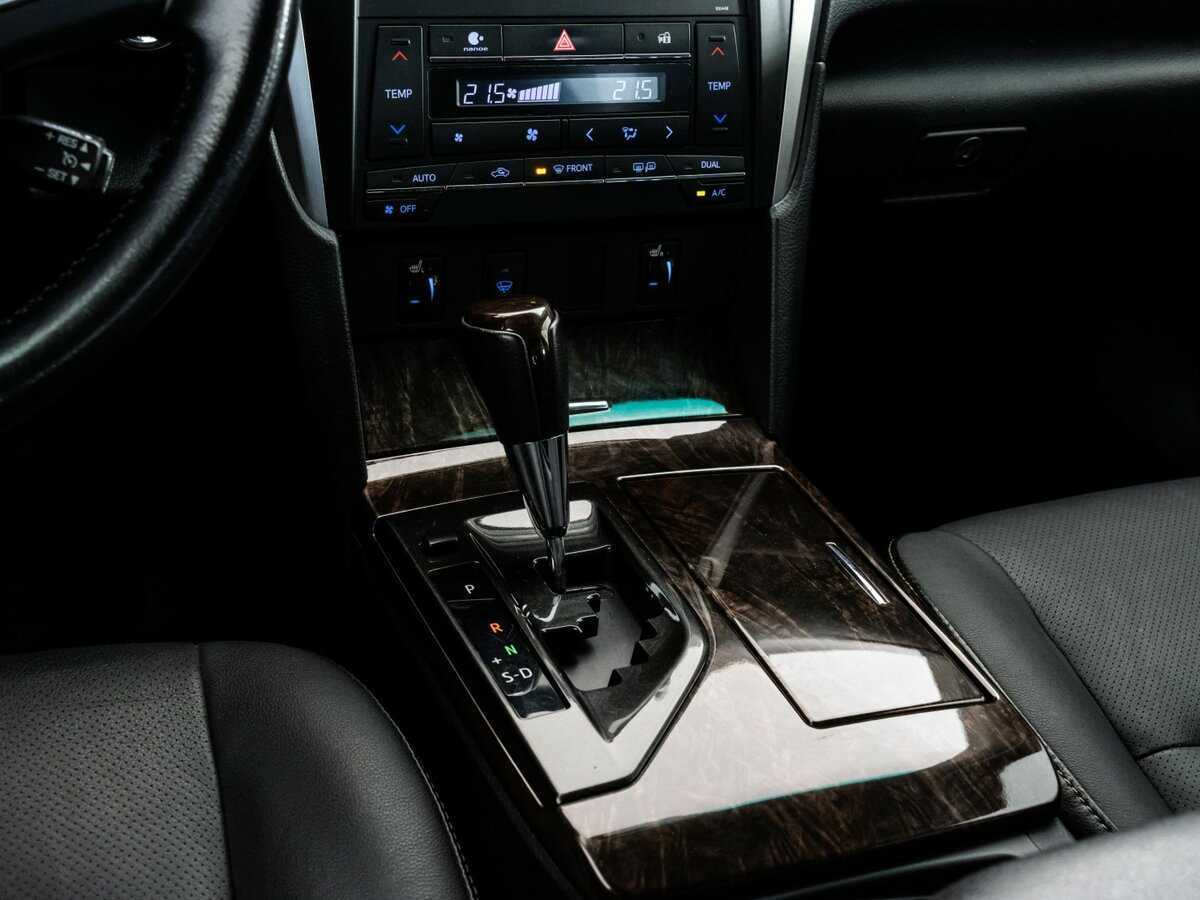 Купить Toyota Camry с пробегом. Фото: #11