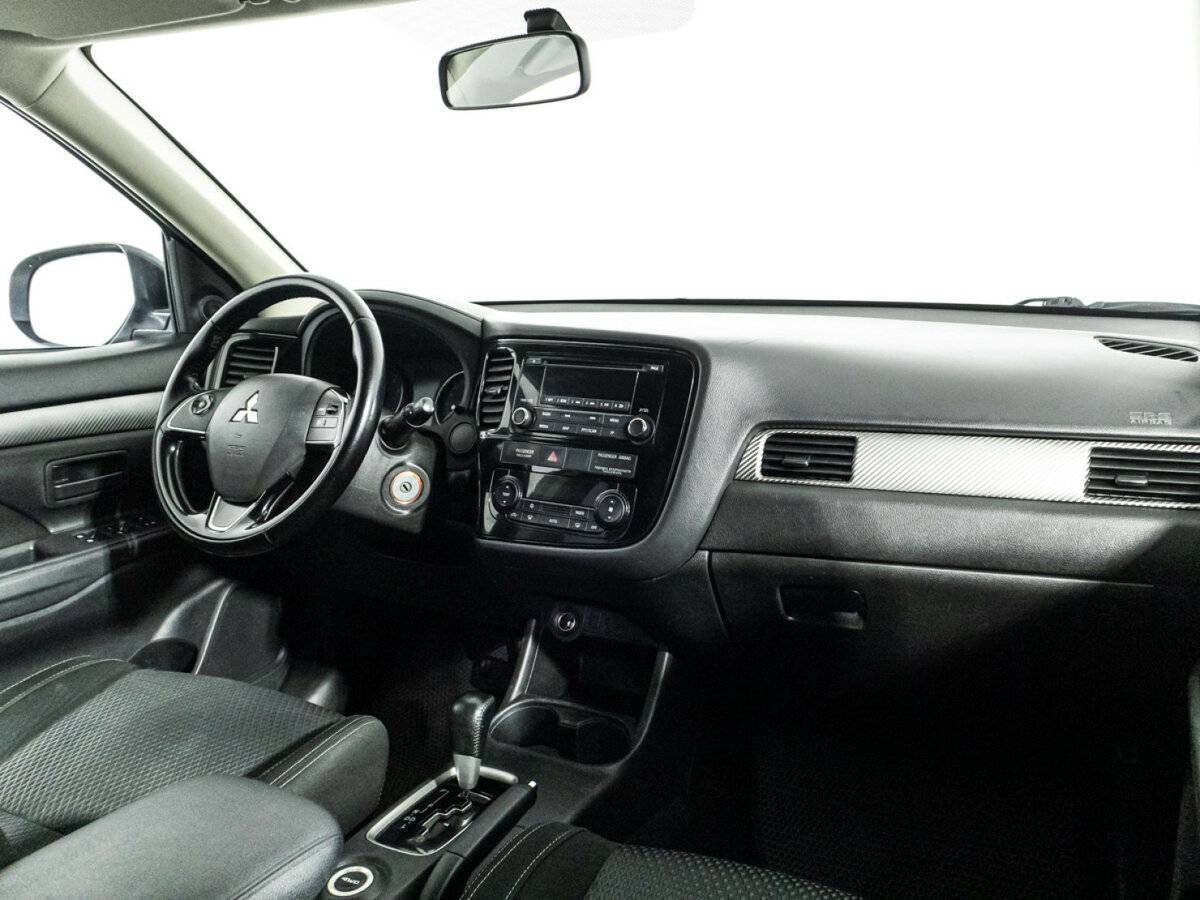 Купить Mitsubishi Outlander с пробегом. Фото: #8