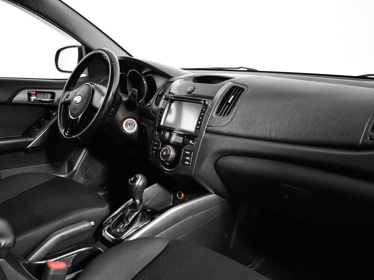 Купить Kia Cerato с пробегом. Фото: #8