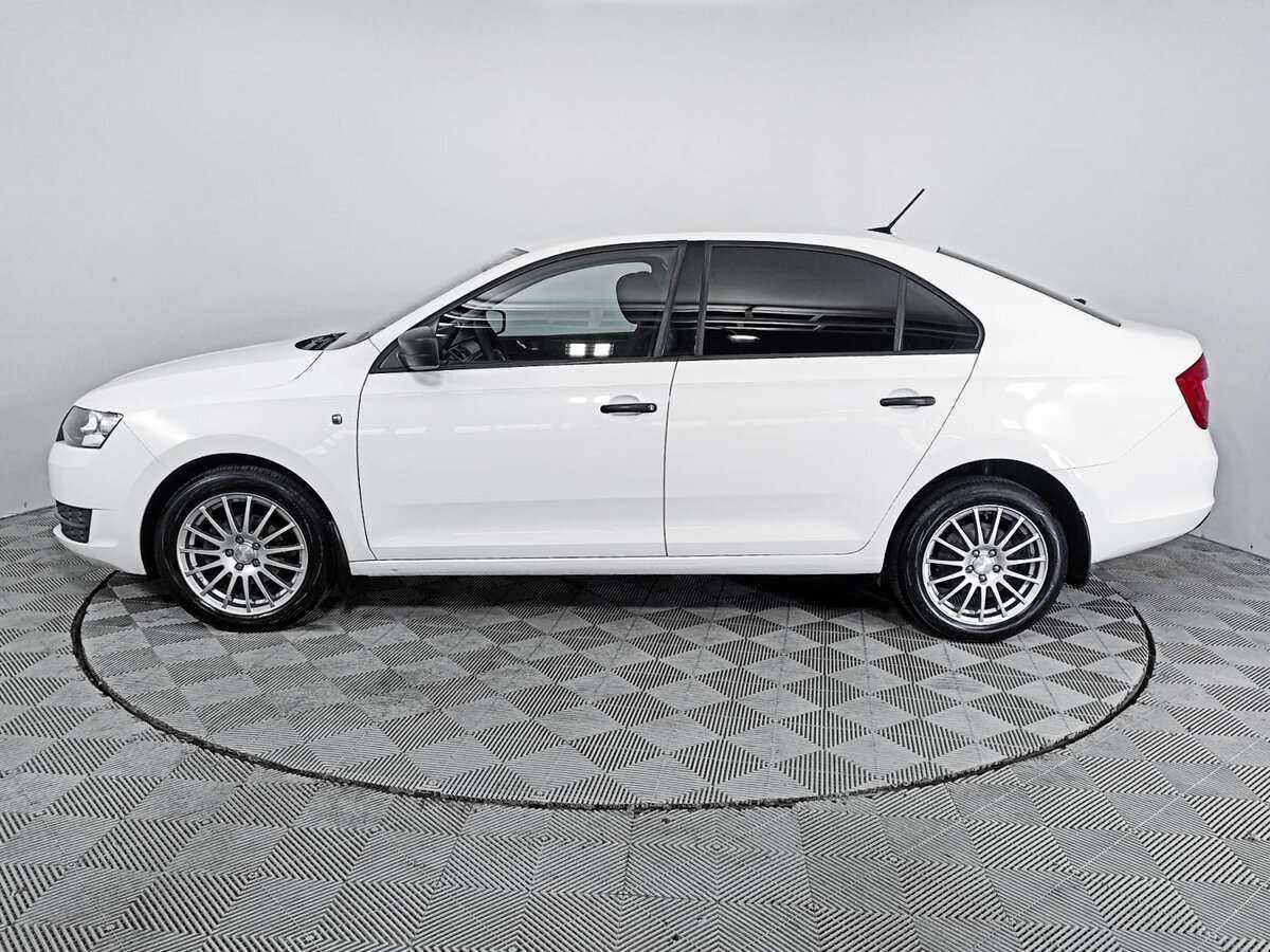 Купить Skoda Rapid с пробегом. Фото: #7
