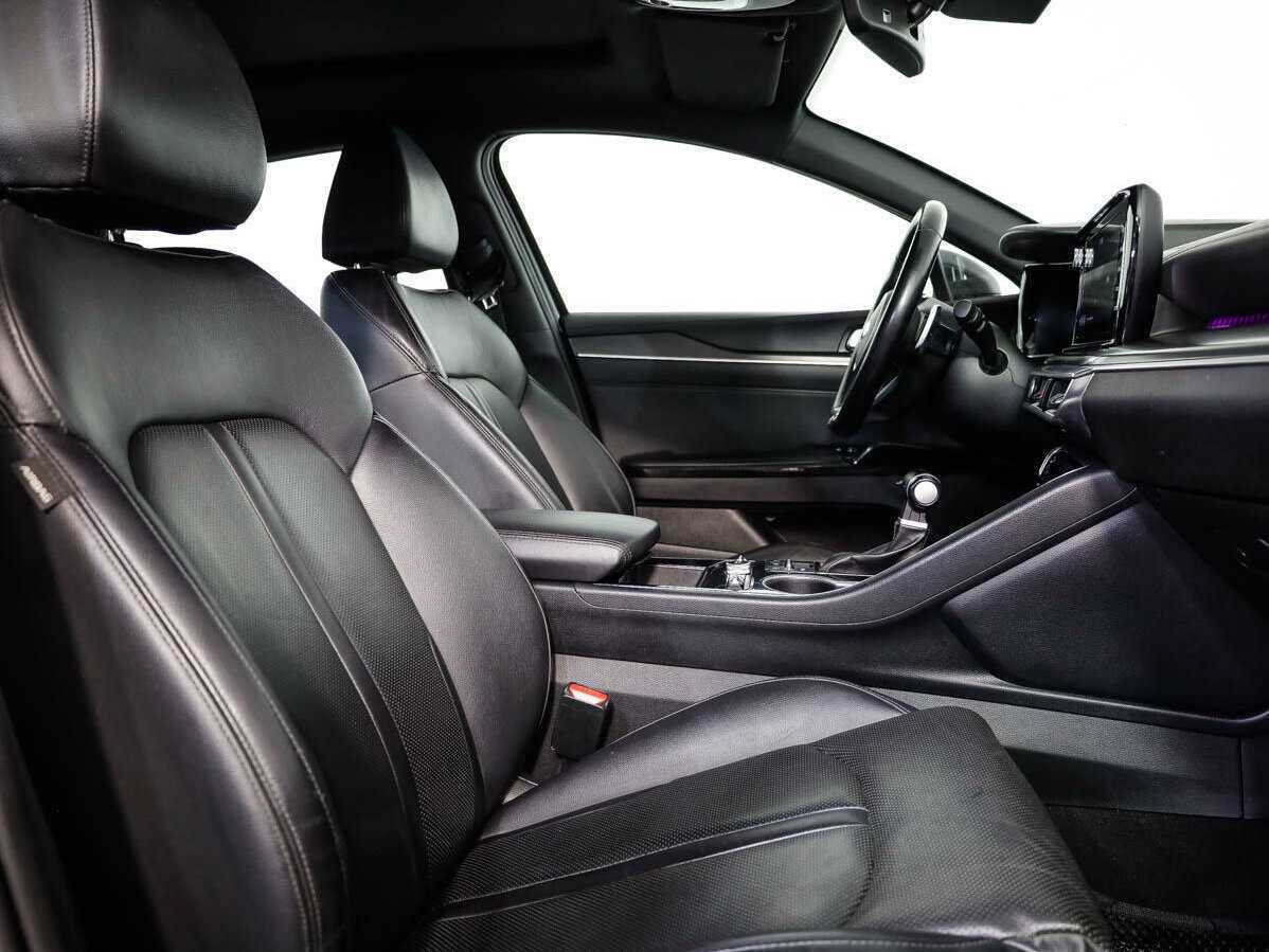 Купить Kia K5 с пробегом. Фото: #12