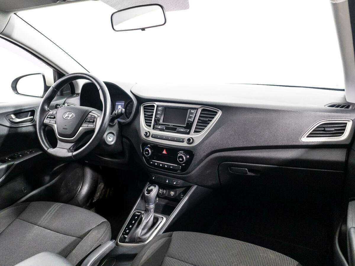 Купить Hyundai Solaris с пробегом. Фото: #8