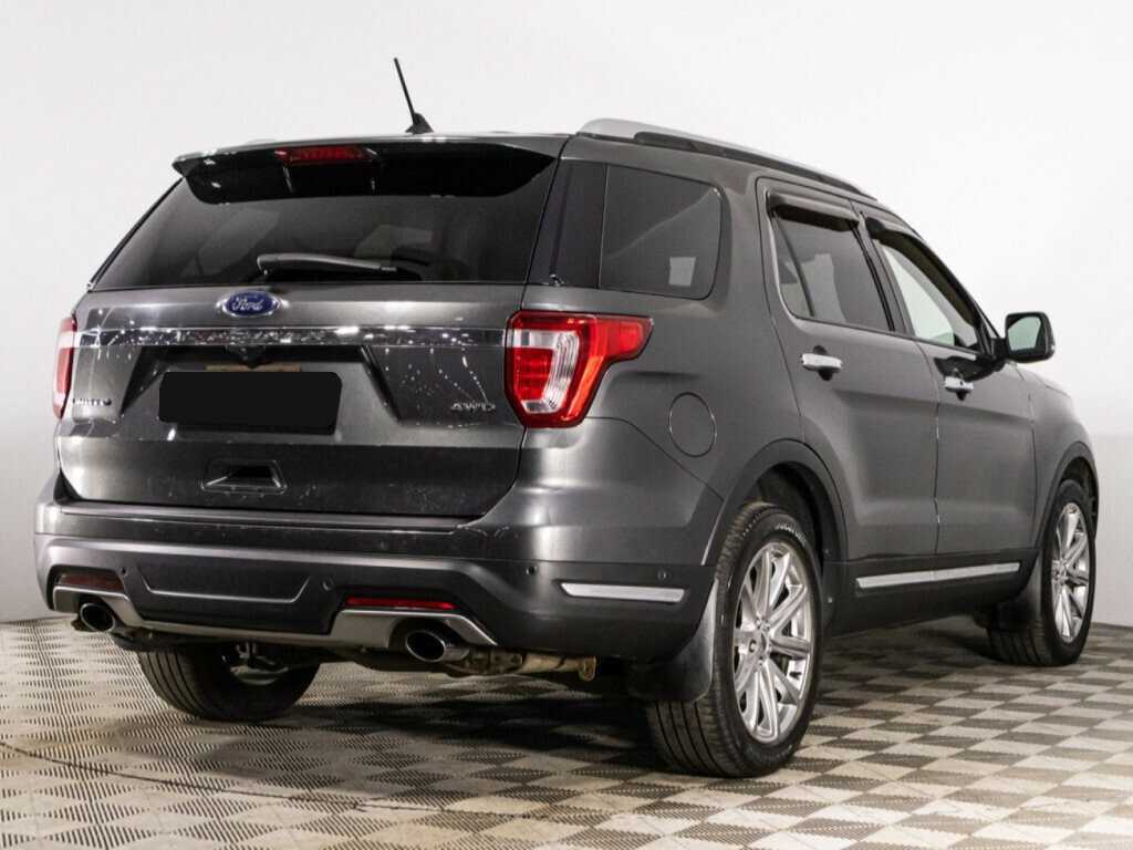 Купить Ford Explorer с пробегом. Фото: #4